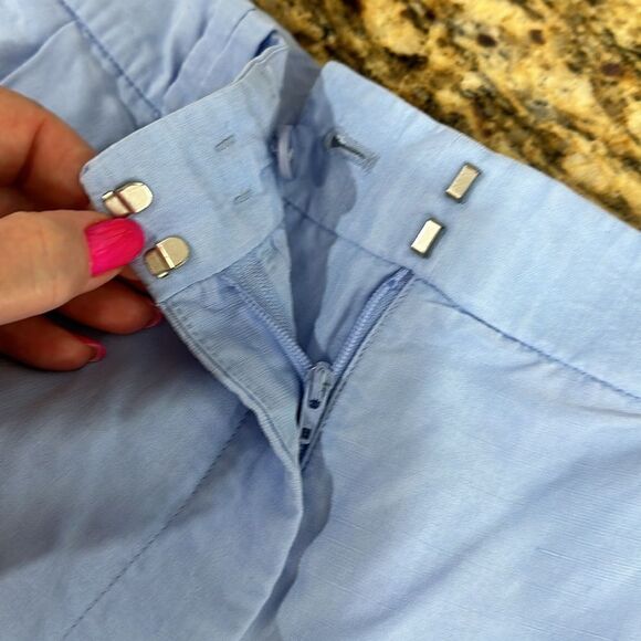 COS Light Blue Linen Blend High Waisted Pleated Front Trouser Shorts Size 8 - Picture 5 of 13